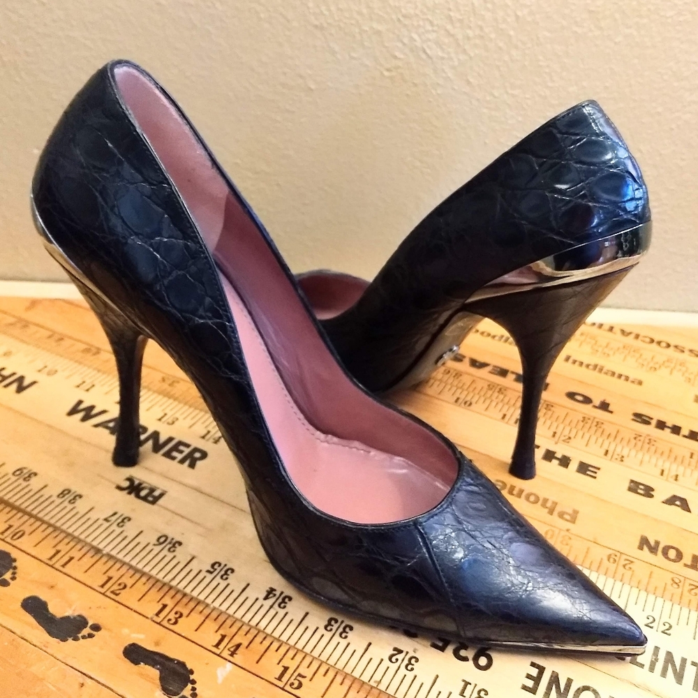 DOLCE & GABBANA Vero Cuoio Shoes Black Croc Embossed Pumps Heels Sz EU 40 US 9